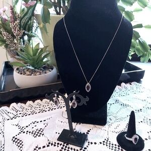 AVON NECKLACE,EARRINGS&RING